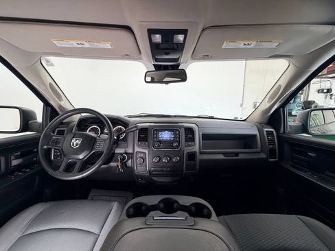 Used 2014 RAM 1500 Express w/ Black Ram 1500 Express Group AWD/4WD image 9