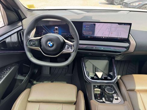 Used 2025 BMW X3 xDrive30 w/ Convenience Package AWD/4WD image 12