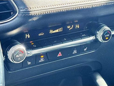 Used 2023 MAZDA MAZDA3 s image 16