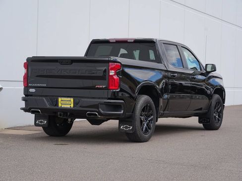 Used 2024 Chevrolet Silverado 1500 RST AWD/4WD image 3