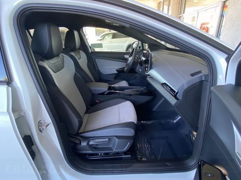 New 2026 Volkswagen ID.4 Pro AWD/4WD image 33