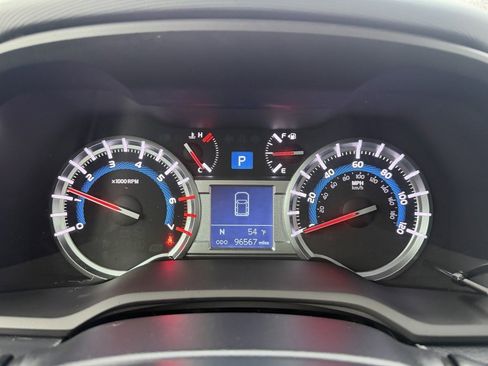 Used 2016 Toyota 4Runner Limited image 20