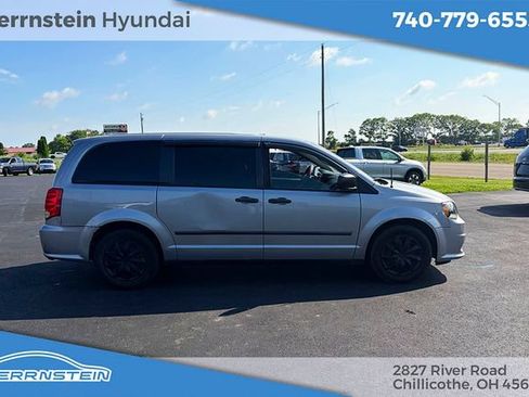 Used 2014 Dodge Grand Caravan American Value Package FWD image 21