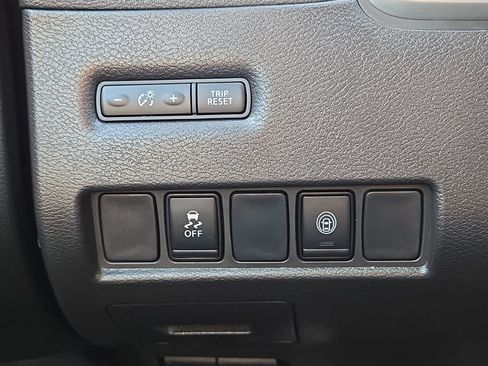 Used 2024 Nissan Murano SV w/ SV Midnight Edition Package image 18