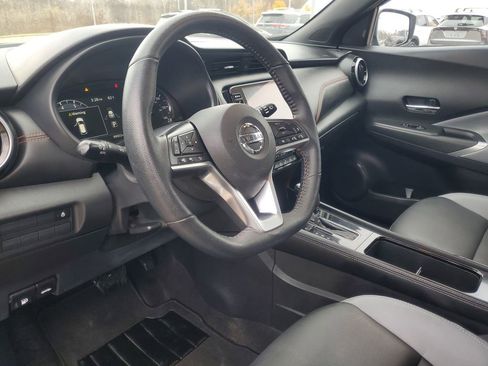 Used 2021 Nissan Kicks SR w/ SR Premium Package image 14