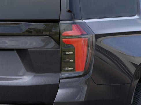 New 2026 Chevrolet Suburban LS AWD/4WD image 11