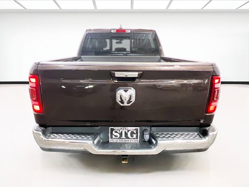 Used 2019 RAM 1500 Laramie AWD/4WD image 5