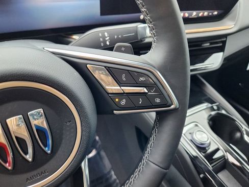 New 2026 Buick Envision Avenir image 18