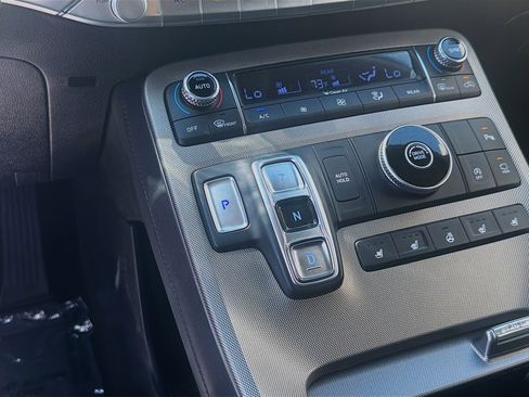 Used 2021 Hyundai Palisade Limited FWD image 13