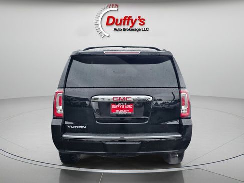 Used 2016 GMC Yukon Denali image 15