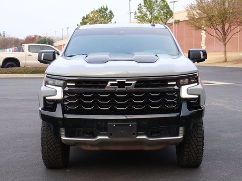 Used 2025 Chevrolet Silverado 1500 ZR2 w/ Technology Package image 33