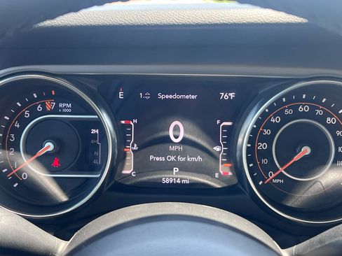 Used 2023 Jeep Gladiator Sport AWD/4WD image 24