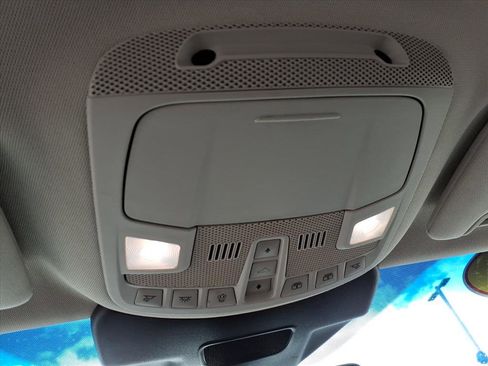 Used 2019 Lincoln Nautilus Reserve image 18