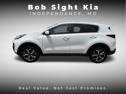 Certified 2022 Kia Sportage LX AWD/4WD image 6