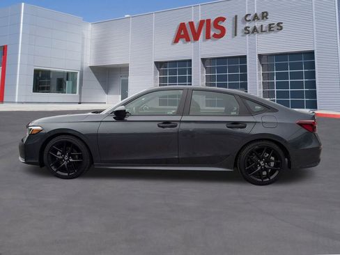 Used 2025 Honda Civic Sport image 2