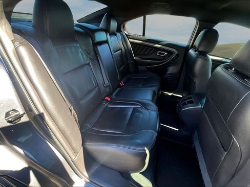 Used 2013 Ford Taurus SEL image 16