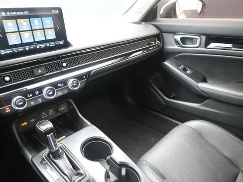 Used 2023 Honda Civic Touring image 30