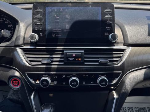 Used 2018 Honda Accord Sport image 21