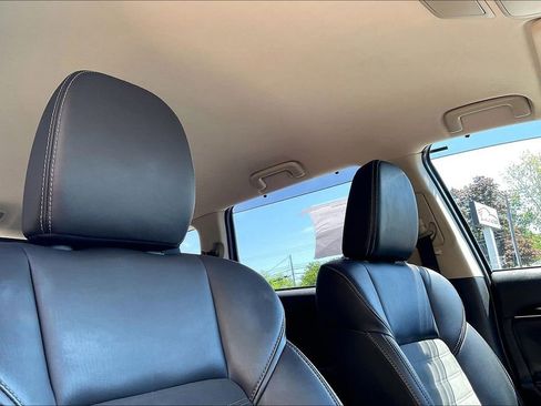 Used 2020 Mitsubishi Outlander SE AWD/4WD image 21