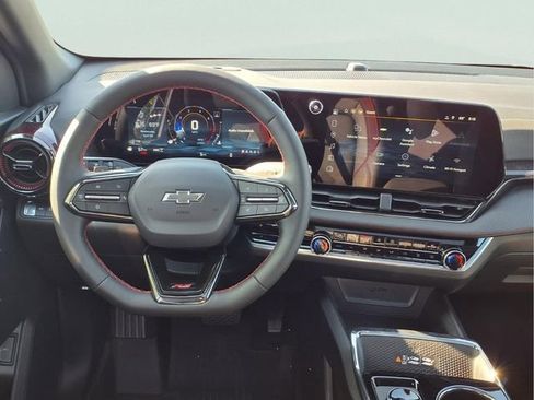 New 2026 Chevrolet Equinox RS w/ Convenience Package III image 4