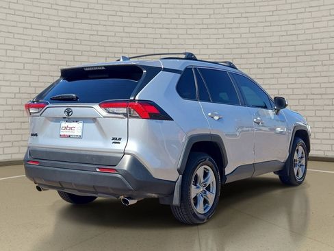 Used 2024 Toyota RAV4 XLE AWD/4WD image 5