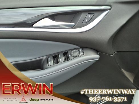 Used 2023 Buick Enclave Essence w/ Experience Buick Package FWD image 11