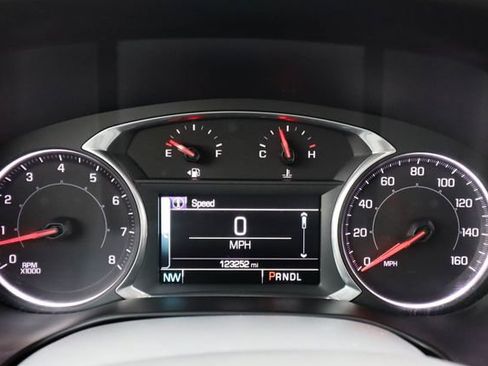 Used 2018 GMC Acadia SLE w/ Driver Alert Package I image 5
