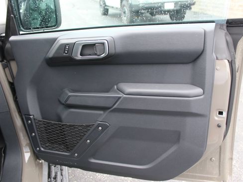 New 2026 Ford Bronco Outer Banks AWD/4WD image 12