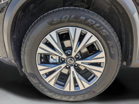 Used 2021 Nissan Rogue SV FWD image 39