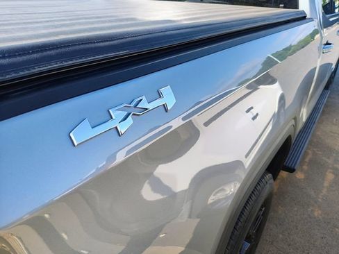 Used 2024 GMC Sierra 1500 Elevation AWD/4WD image 7