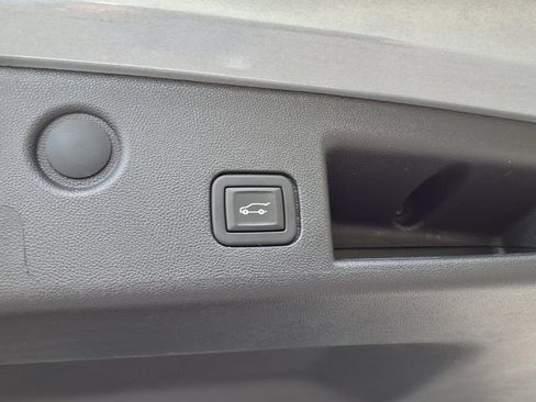 Certified 2024 Chevrolet Equinox LT AWD/4WD image 32
