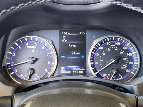 Used 2019 INFINITI Q60 3.0t Luxe w/ Essential Package image 17