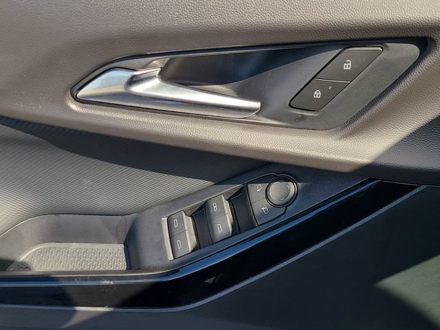 New 2027 Chevrolet Equinox LT FWD image 18