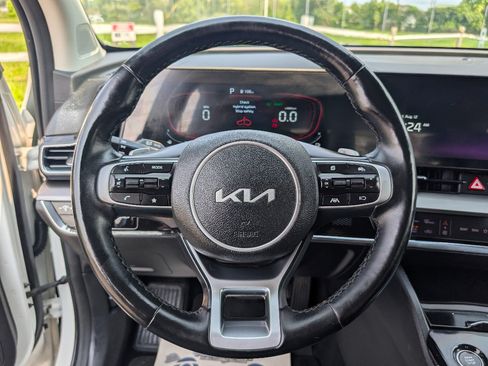 Used 2023 Kia Sportage EX AWD/4WD image 22