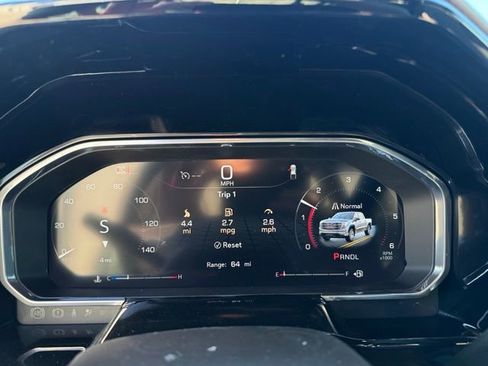 New 2026 GMC Sierra 1500 SLT image 16