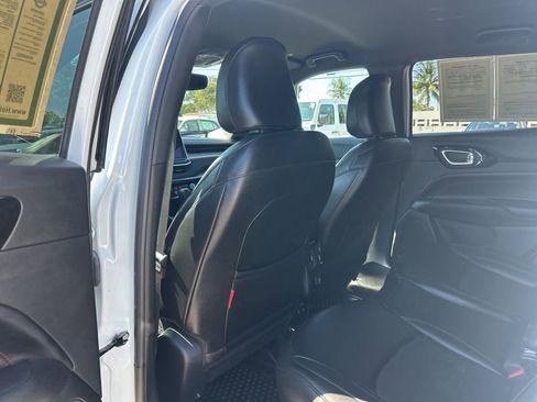 Used 2024 Jeep Compass Trailhawk AWD/4WD image 31