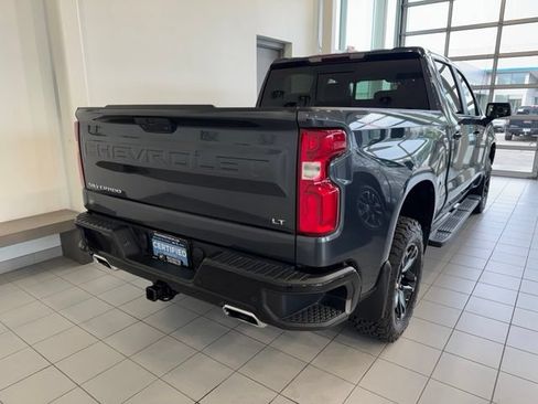 Certified 2021 Chevrolet Silverado 1500 LT Trail Boss w/ Convenience Package II AWD/4WD image 41