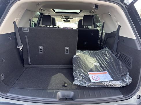 New 2026 Nissan Pathfinder SL image 39