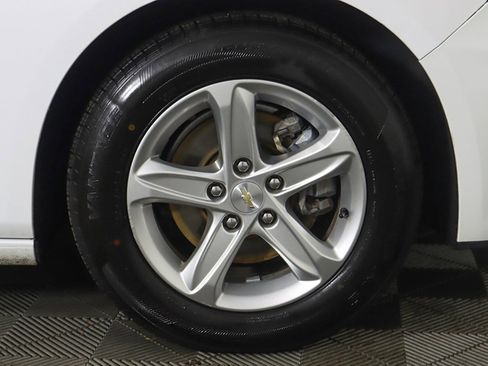 Used 2024 Chevrolet Malibu LT image 18