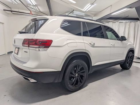 Used 2022 Volkswagen Atlas SE AWD/4WD image 3