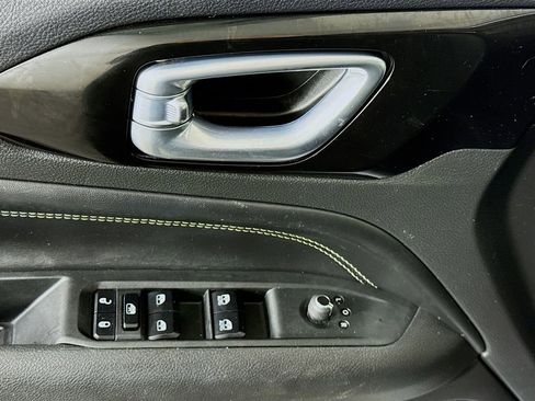 Used 2023 Jeep Compass High Altitude image 26