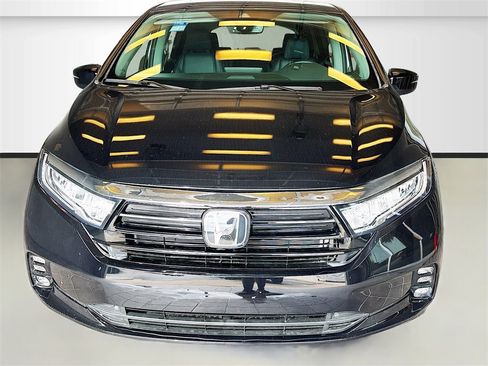 Used 2024 Honda Odyssey EX-L image 2