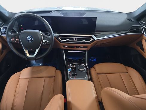 Used 2023 BMW i4 eDrive35 RWD image 11
