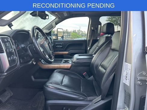 Used 2019 Chevrolet Silverado 3500 LTZ w/ Duramax Plus Package image 8