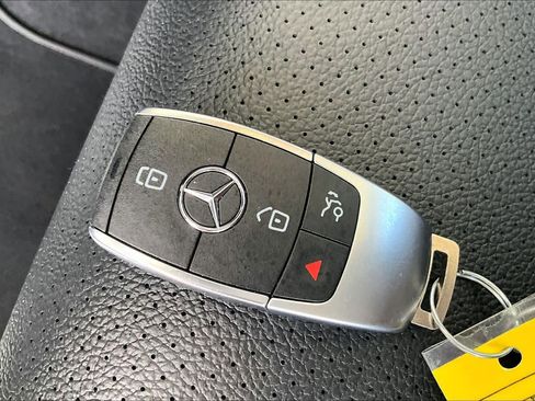 Used 2024 Mercedes-Benz GLS 450 4MATIC w/ AMG Line Exterior image 15