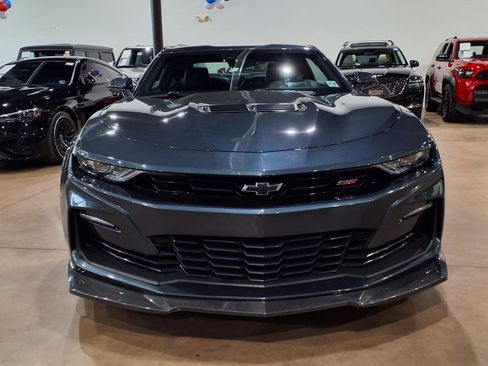 Used 2022 Chevrolet Camaro SS RWD image 2