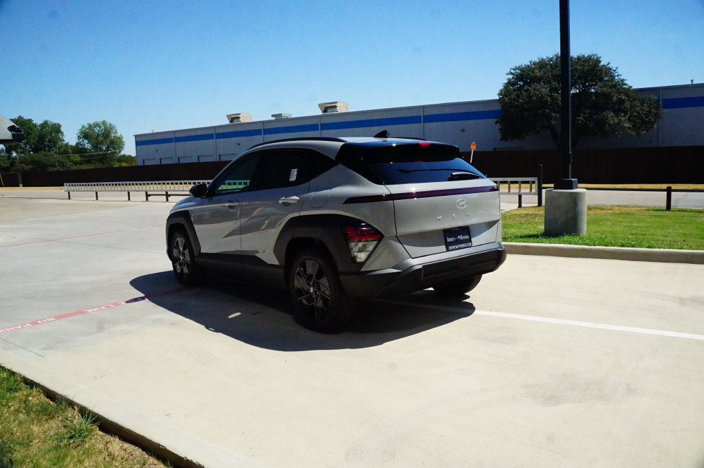 New 2027 Hyundai Kona SEL Sport FWD image 5