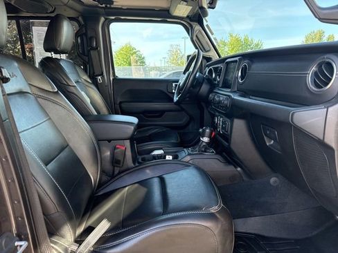 Used 2020 Jeep Wrangler Unlimited Sahara AWD/4WD image 11
