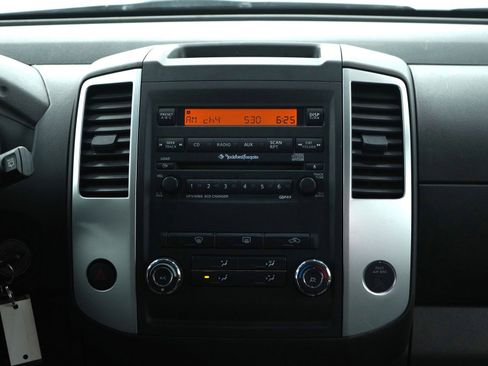 Used 2012 Nissan Xterra PRO-4X w/ Pro-4x Leather Pkg image 14