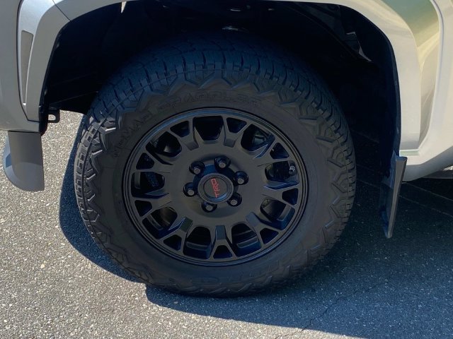 Used 2024 Toyota Tacoma SR5 RWD image 6